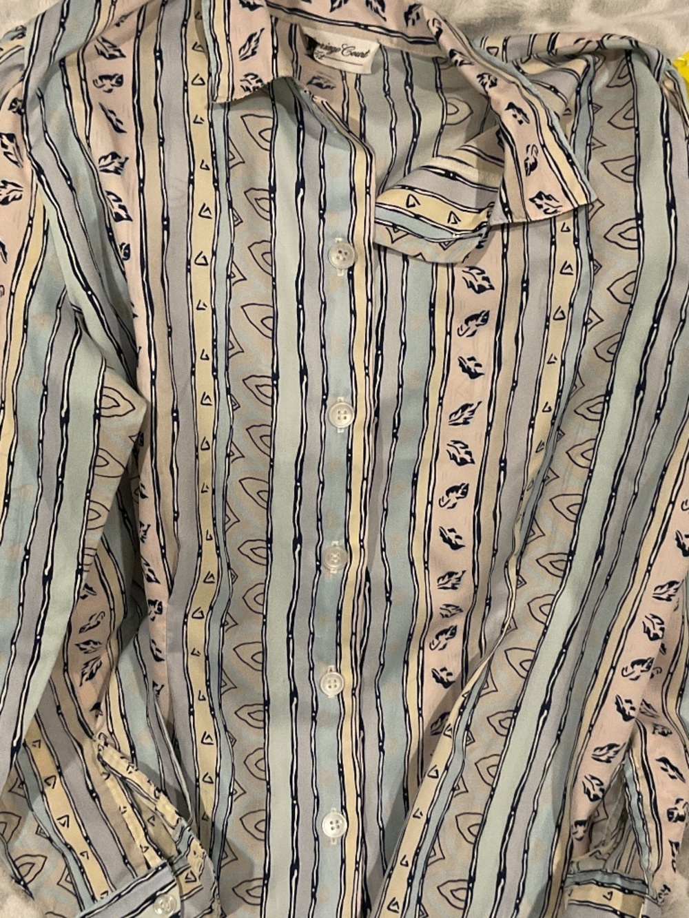 Vintage long Sleeve Carriage, Court, Button up blouse geometric design